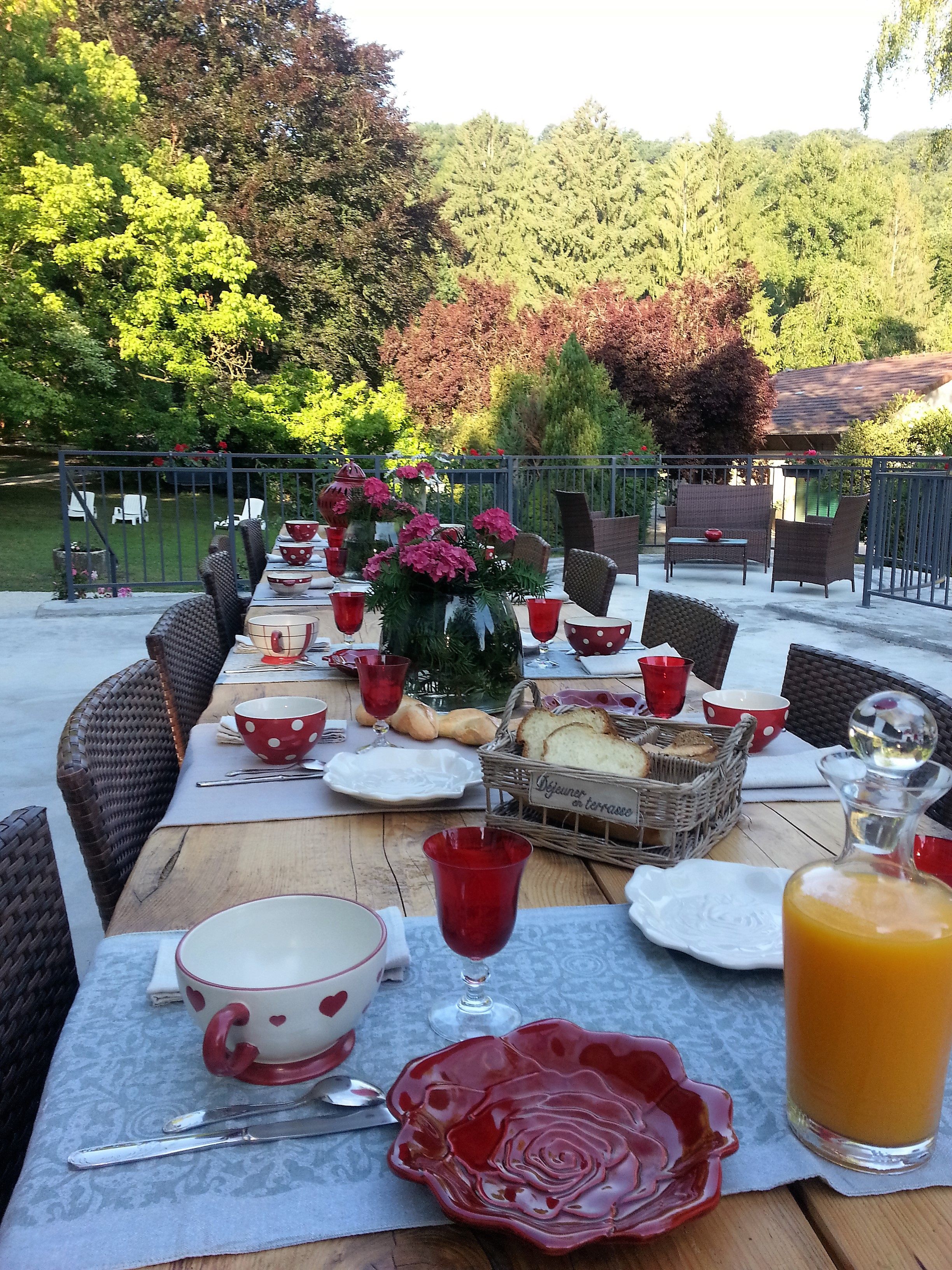 Petit déjeuner extérieur